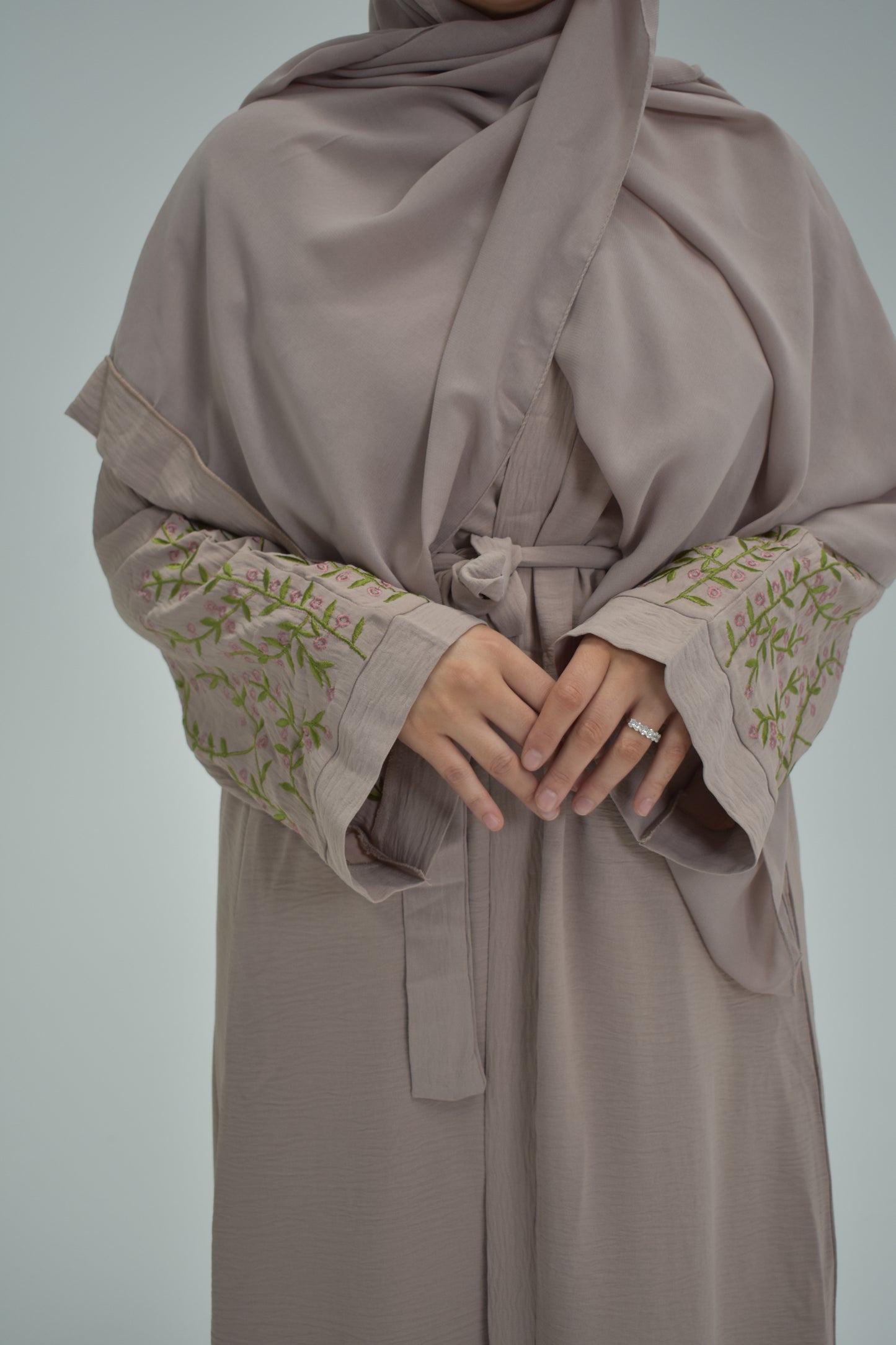 Safya 4 Piece Abaya Set