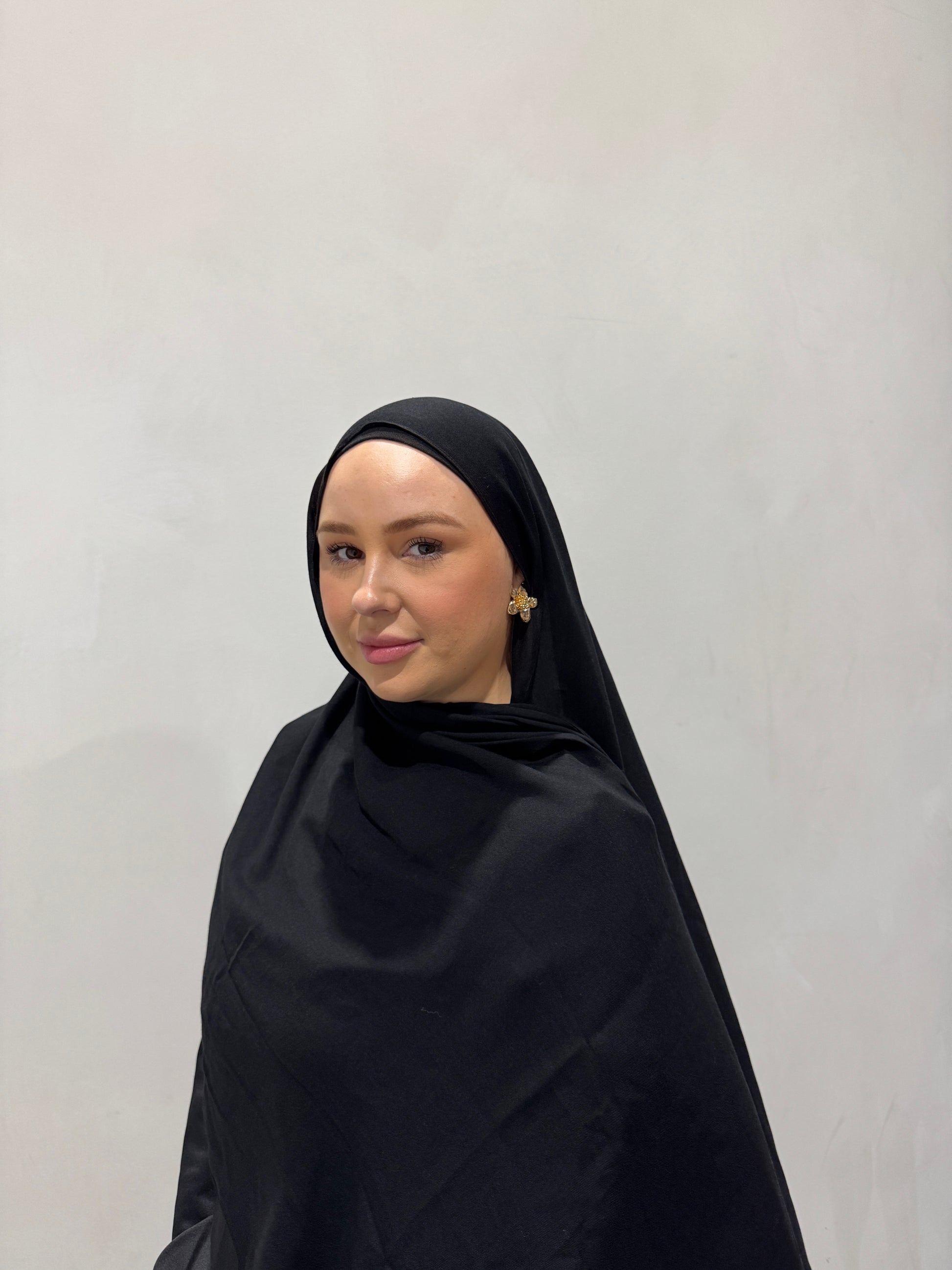 Staple Black Modal Hijab